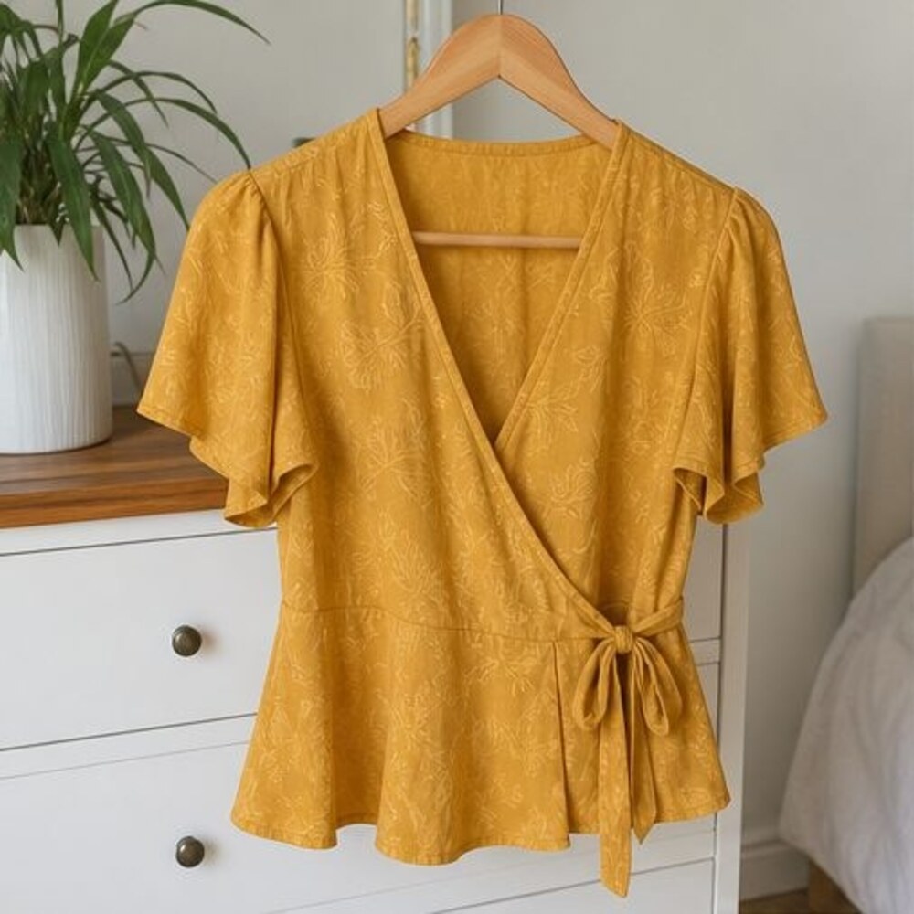 Ivory V Neck Top
